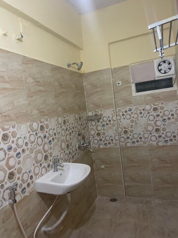 Bathroom in 4 BHK Apartment at Chitrapuri Colony, Manikonda – for Rent