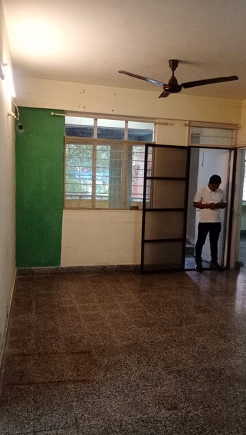 Room in 2.5 BHK Apartment at Jalvayu Vihar Phase 2 and 3, Kharghar Sector 20 – for Rent