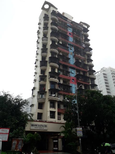 2 BHK Apartment For Sale in Bhoomi Ratna