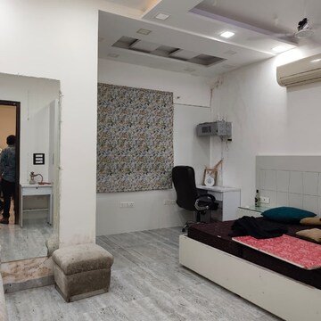 Living Room in 3 BHK Apartment at RWA Shalimar Bagh CB Block, Shalimar Bagh – for Rent