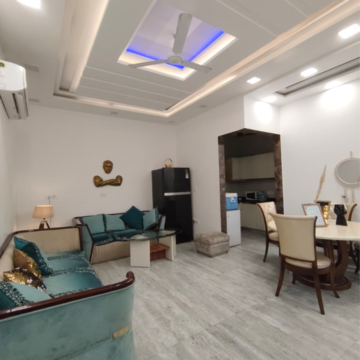 Living Room in 3 BHK Apartment at RWA Shalimar Bagh CB Block, Shalimar Bagh – for Rent