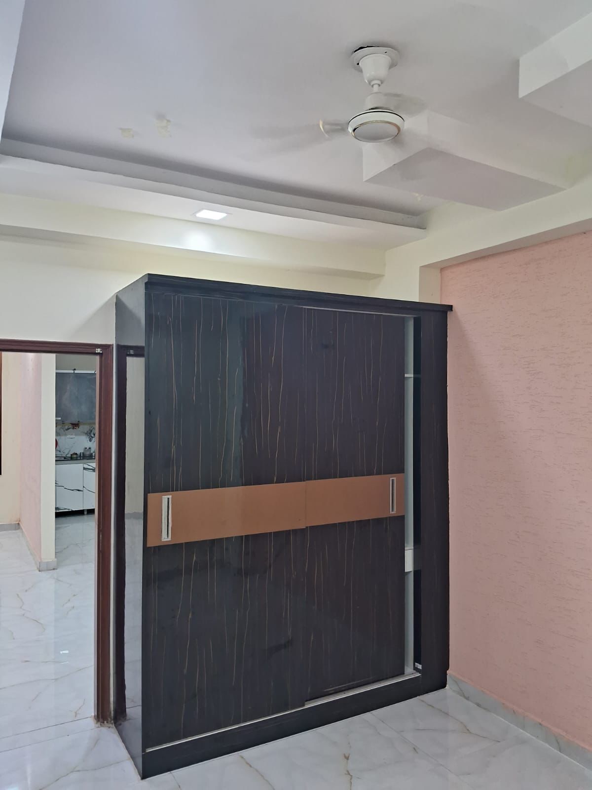 2 BHK Builder Floor For Rent in RWA Apartments Sector 47