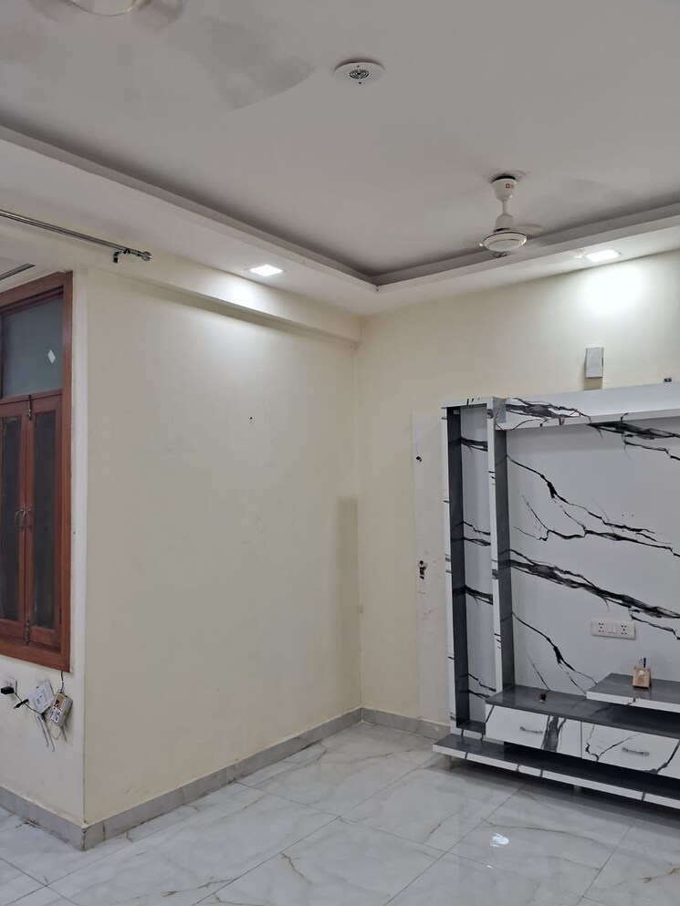 Room, rwa-apartments-sector-47 2 Bedroom 112 Sq.Mt. Builder Floor In Sector 47 Noida 9154703