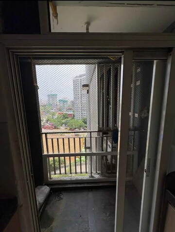  3 BHK Apartment at The Wadhwa Platina, Kolshet Road – for Rent