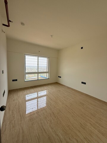 Room in 3 BHK Apartment at VTP Beaumonde, Kharadi – for Rent