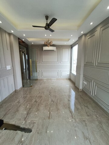Building Lobby in 2 BHK Apartment at M3M Heights, Sector 65 – for Rent
