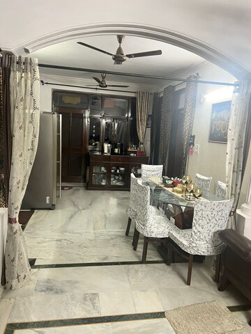 Living Room in 3 BHK Apartment at Aravali Hills, Sector 56 – for Rent