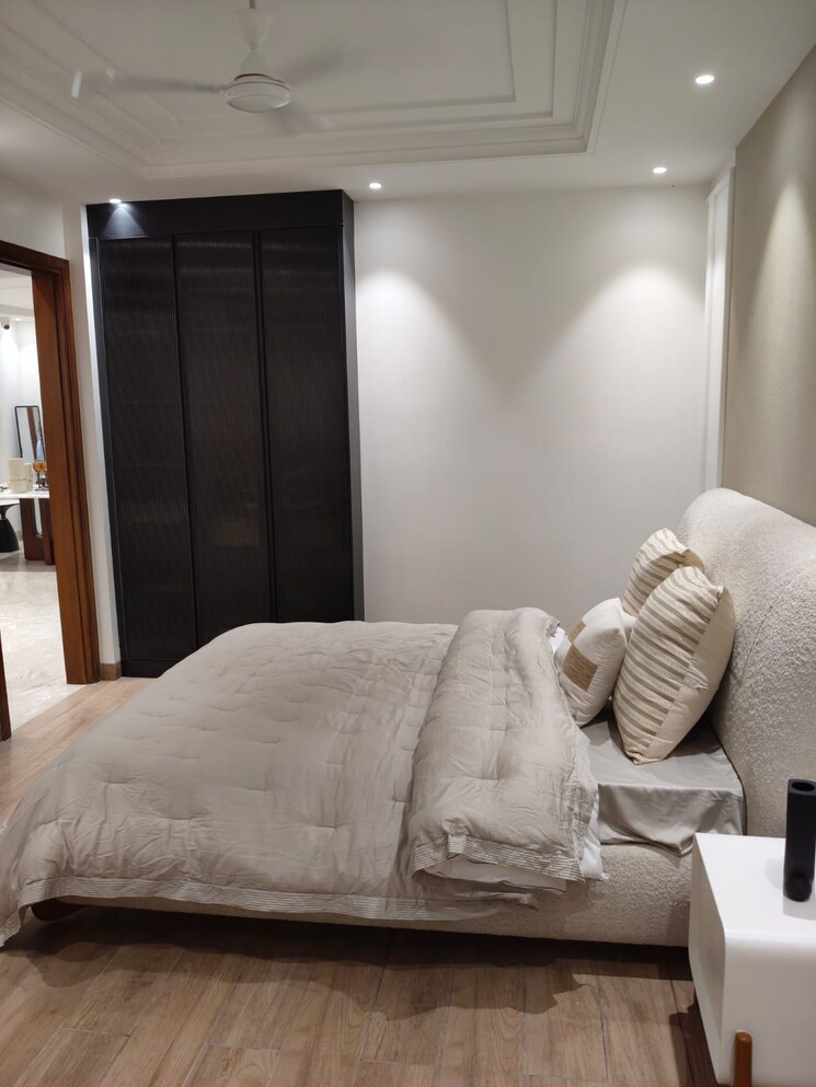 Bedroom, raj-one-good-earth 3 Bedroom 1650 Sq.Ft. Builder Floor In Sector 71 Gurgaon 9154774