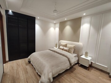 Bedroom in 3 BHK Builder Floor at Raj One Good Earth, Sector 71 – for Sale