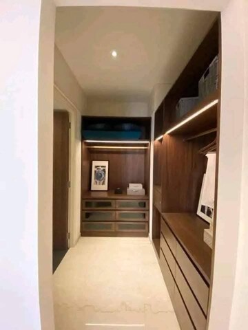Furnished Amenities in 3 BHK Apartment at Lodha Sterling, Kolshet Road – for Rent