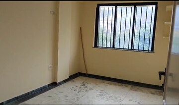 Room in 2 BHK Apartment at Hiranandani Estate, Ghodbunder Road – for Sale