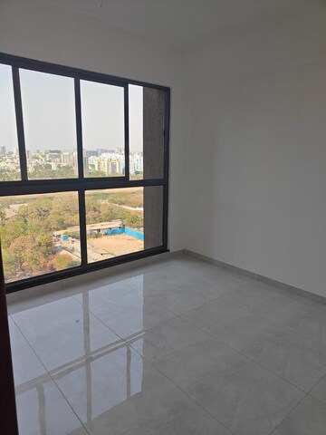 Room in 3 BHK Apartment at Mantra Mirari, Koregaon Park – for Sale