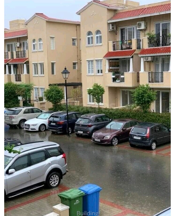  Parking, emaar-mgf-emerald-hills 4 Bedroom 350 Sq.Yd. Builder Floor In Sector 65 Gurgaon 9154809