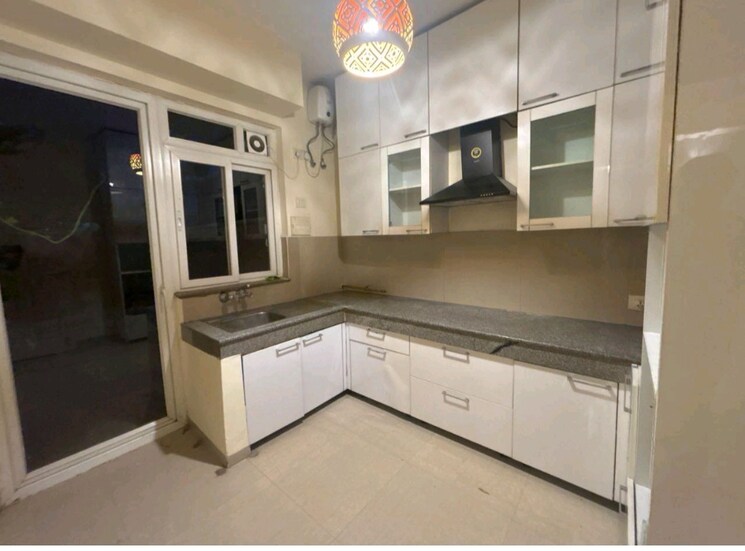 Kitchen, emaar-mgf-emerald-hills 3.5 Bedroom 267 Sq.Yd. Builder Floor In Sector 65 Gurgaon 9154823