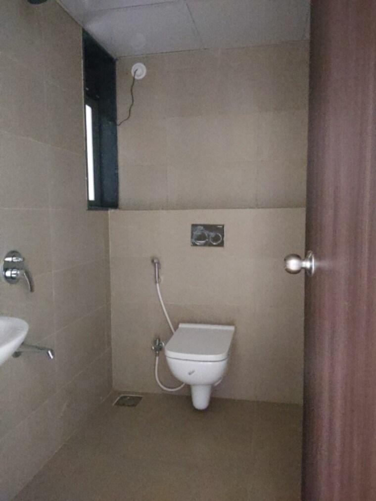 Bathroom, runwal-eirene 1 Bedroom 422 Sq.Ft. Apartment In Balkum Pada Thane 9154837