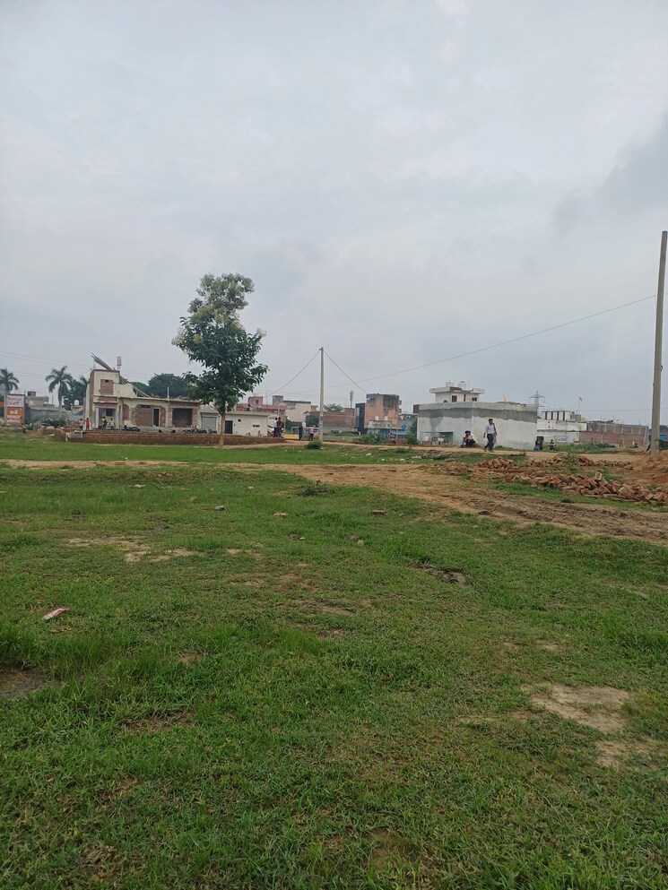 Garden, dheeraj nagar  139 Sq.Yd. Plot In Dheeraj Nagar Faridabad 9154919