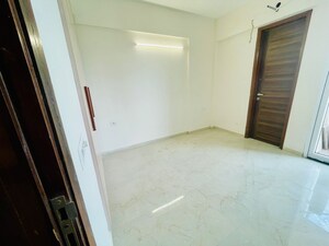 Room in 3.5 BHK Builder Floor at M3M Soulitude, Sector 89 – for Sale