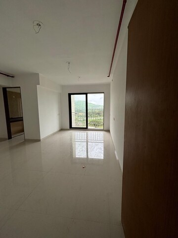 Room in 2 BHK Apartment at Geomatrix Silvercrest, Khanda Colony – for Sale