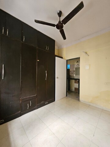 Room in 1 BHK Apartment at Kopar Khairane – for Rent