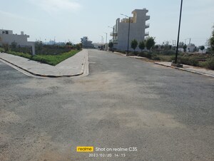  Plot For Sale in Nh 8