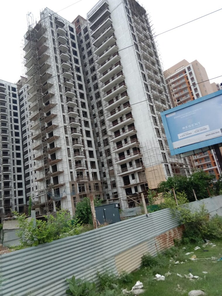 Exterior View, omaxe-hazratganj-residency 2.5 Bedroom 1250 Sq.Ft. Apartment In Gomti Nagar Lucknow 9154973