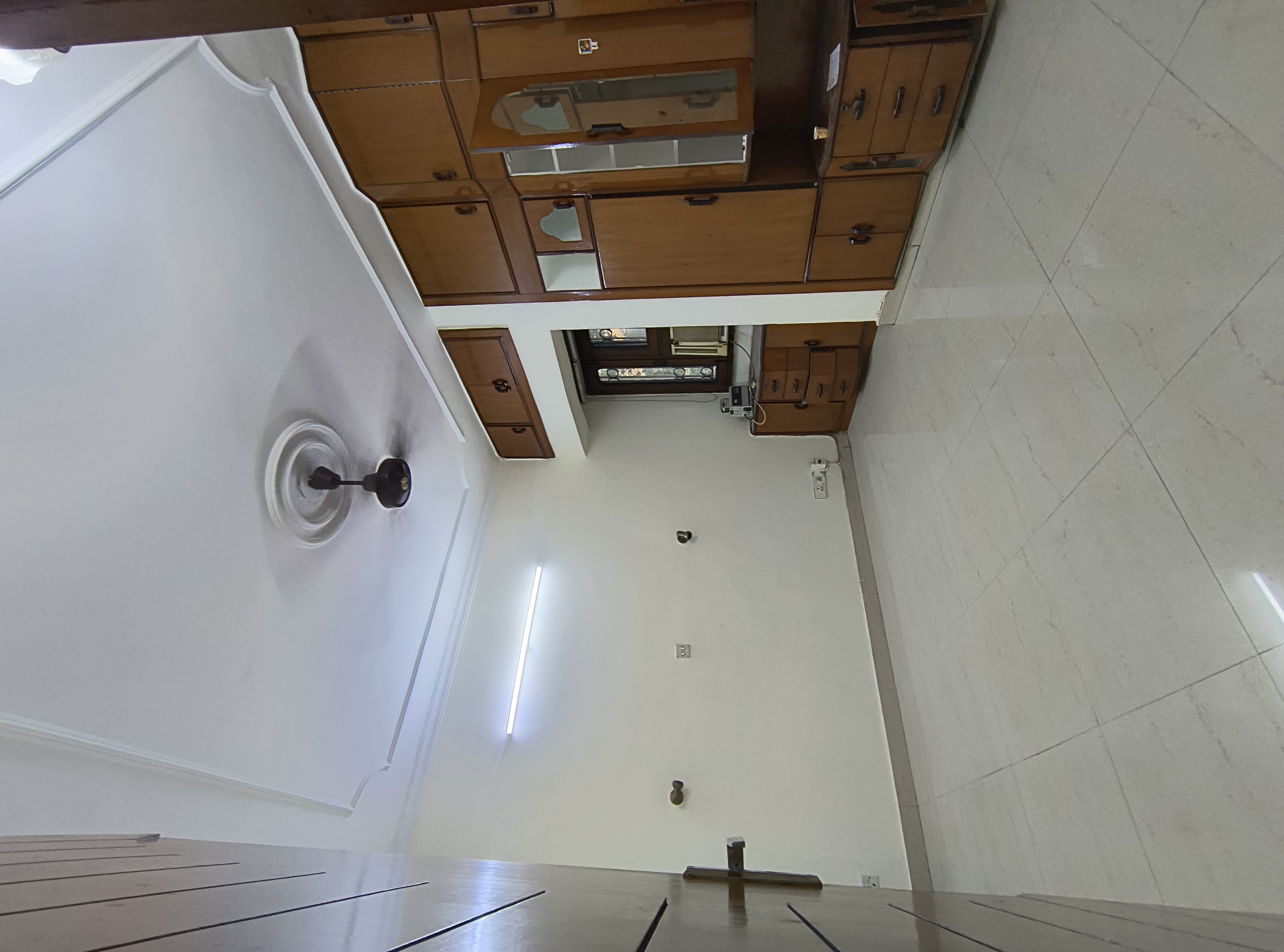 3.5 BHK + Extra Room Apartment For Rent in Sarita Vihar Pocket-J RWA