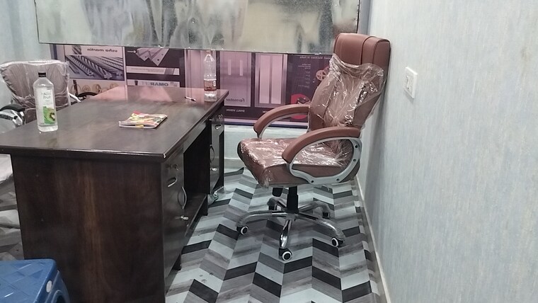 Team Area, mawin-plaza Commercial Shop 210 Sq.Ft. In Tolichowki Hyderabad 9154979