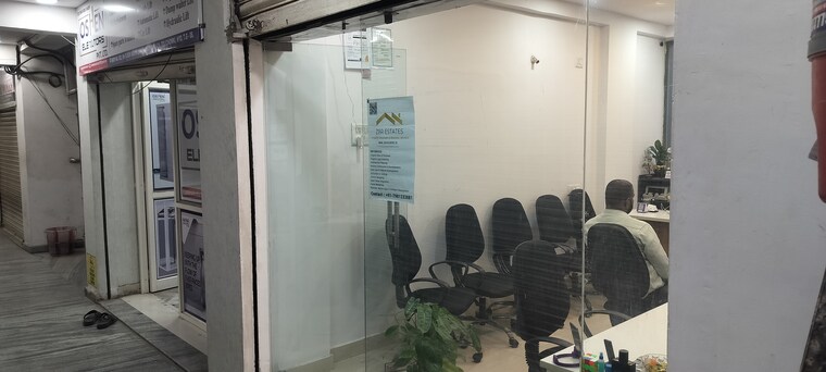 Team Area, mawin-plaza Commercial Shop 210 Sq.Ft. In Tolichowki Hyderabad 9154979