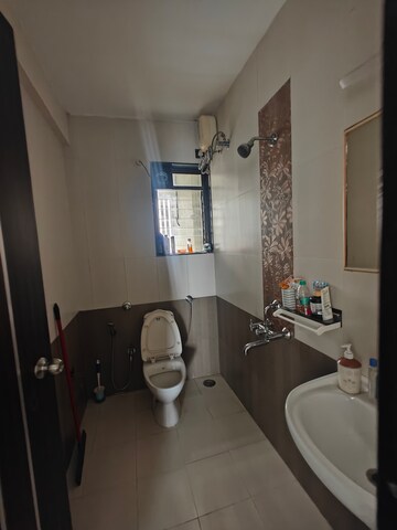 Team Area in 2 BHK Apartment at Tulsi Sagar, Nerul – for Rent