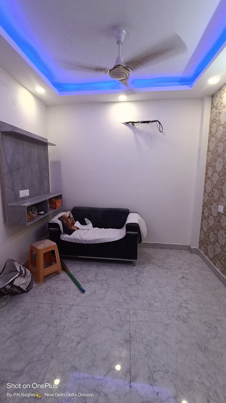 Hall, govindpuri 2 Bedroom 560 Sq.Ft. Builder Floor In Govindpuri Delhi 9155031