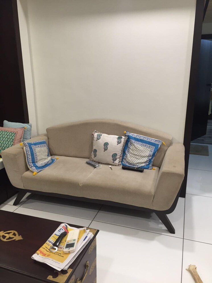 Living Room, shivaji park 1 Bedroom 500 Sq.Ft. Apartment In Shivaji Park Mumbai 9155055