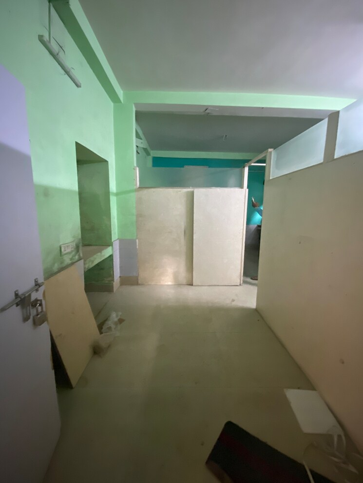 Team Area, chinar park Commercial Office Space 400 Sq.Ft. In Chinar Park Kolkata 9155092