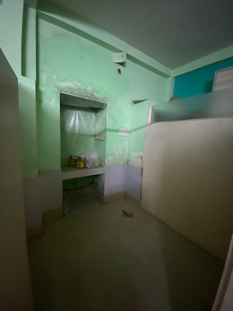 Bathroom, chinar park Commercial Office Space 400 Sq.Ft. In Chinar Park Kolkata 9155092