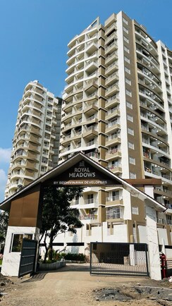 3 BHK + Pooja Room Apartment For Sale in Siddhivinayak Royal Meadows