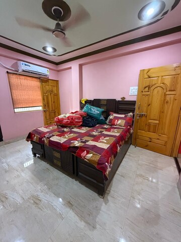 Bedroom in 2 BHK Builder Floor at South Patel Nagar – for Rent