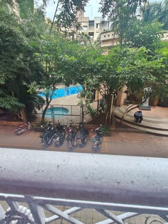 1.5 BHK Apartment For Sale in GK Rose Icon