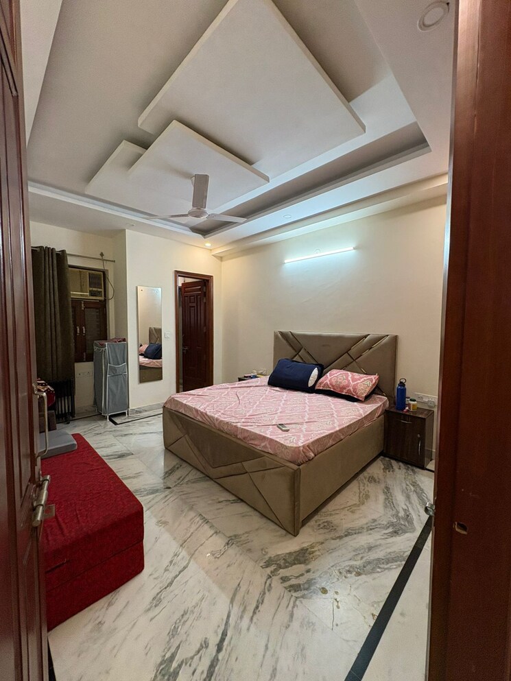 Bedroom, sector 57 3 Bedroom 1600 Sq.Ft. Builder Floor In Sector 57 Gurgaon 9155126