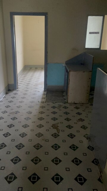 Room in  Office Space at Vip Road Haldiram – for Rent