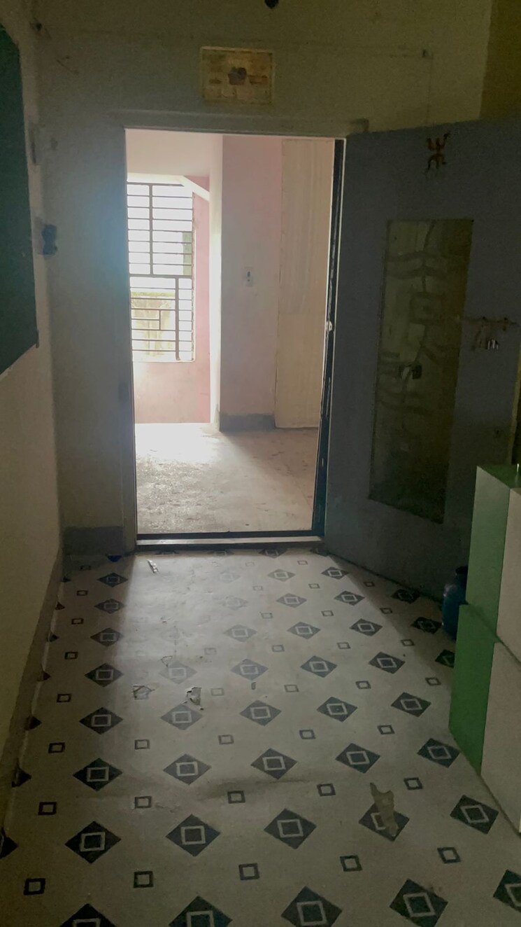 Bathroom, vip road haldiram Commercial Office Space 800 Sq.Ft. In Vip Road Haldiram Kolkata 9155135