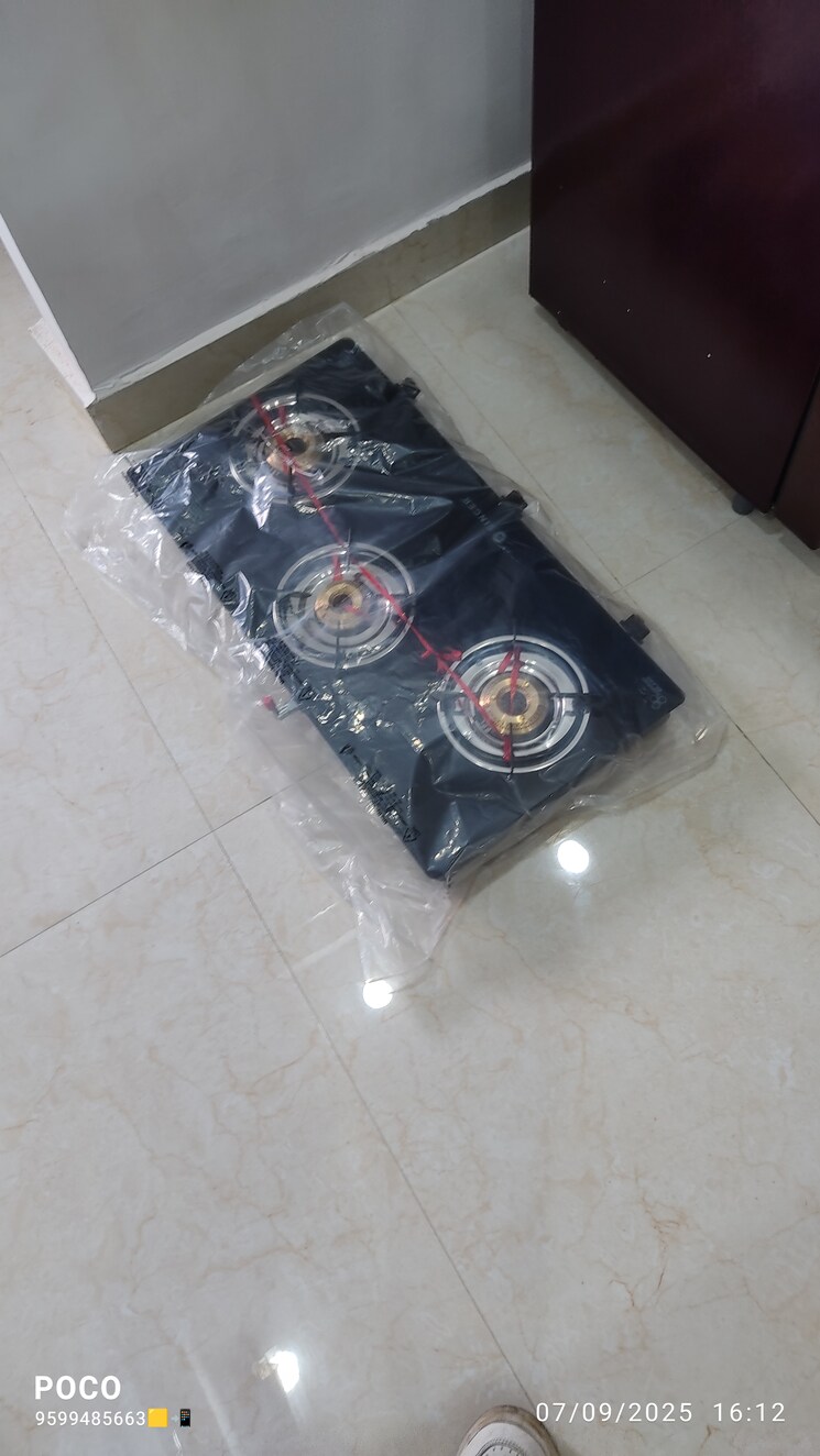  Parking, mehrauli 1 Bedroom 550 Sq.Ft. Builder Floor In Mehrauli Delhi 9155190