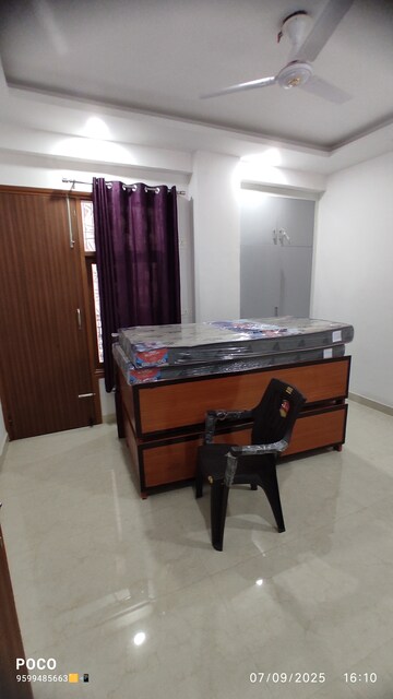 Furnished Amenities in 1 BHK Builder Floor at Mehrauli – for Rent