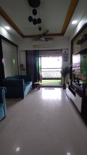 1 BHK Apartment For Rent in Mahalaxmi Tower Kasarvadavali, Kasarvadavali