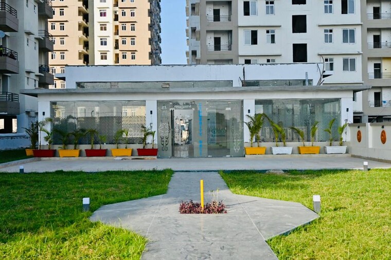 Exterior View, shri-balaji-bcc-greens 2 Bedroom 1020 Sq.Ft. Apartment In Deva Road Lucknow 9155192