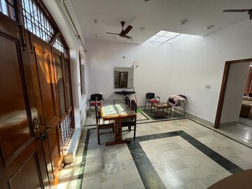 Living Room in 2 BHK Builder Floor at Viram Khand – for Rent