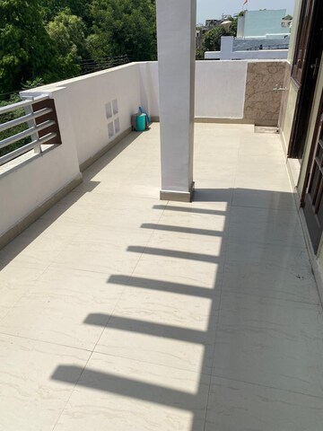 Balcony in 1.5 BHK Builder Floor at Viram Khand – for Rent