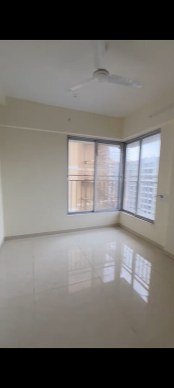 Room in 1 BHK Apartment at Adityaraj Central, Ghatkopar East – for Rent