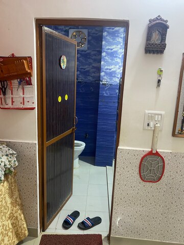 Bathroom in 3 BHK Builder Floor at Maidan Garhi – for Sale