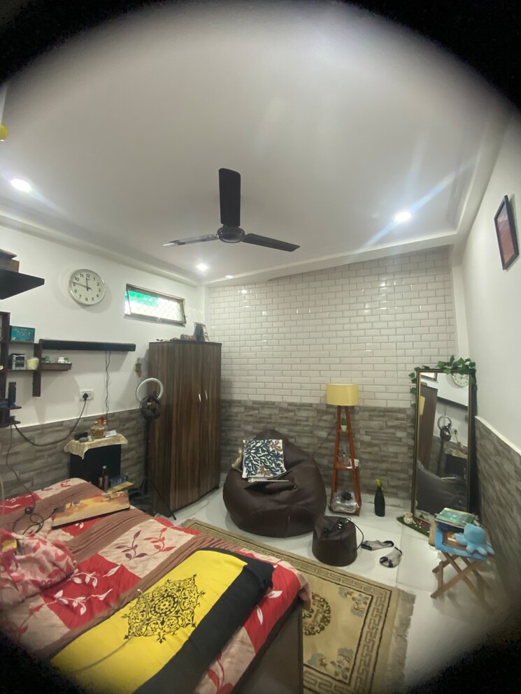 Room, maidan garhi 3 Bedroom 850 Sq.Ft. Builder Floor In Maidan Garhi Delhi 7736743