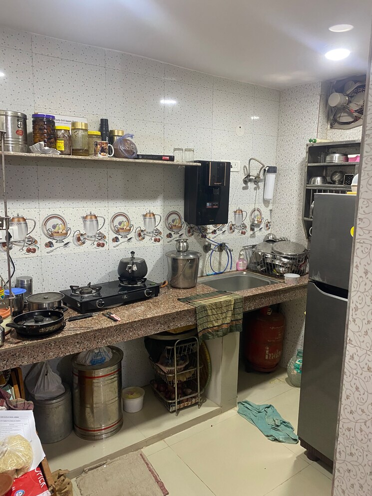 Kitchen, maidan garhi 3 Bedroom 850 Sq.Ft. Builder Floor In Maidan Garhi Delhi 7736743