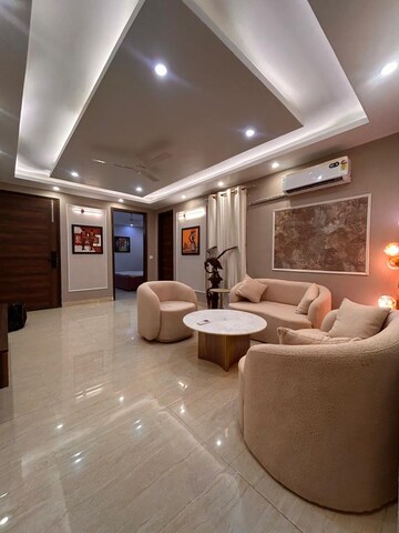 Master Bedroom in 3 BHK Builder Floor at Palm Residency Chhatarpur, Chattarpur – for Rent